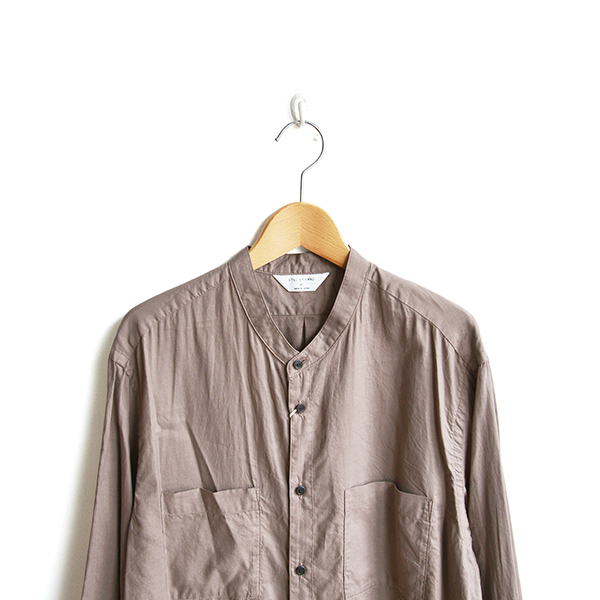 STILL BY HAND（スティル バイ ハンド） / Cotton/Silk Band Collar Shirts